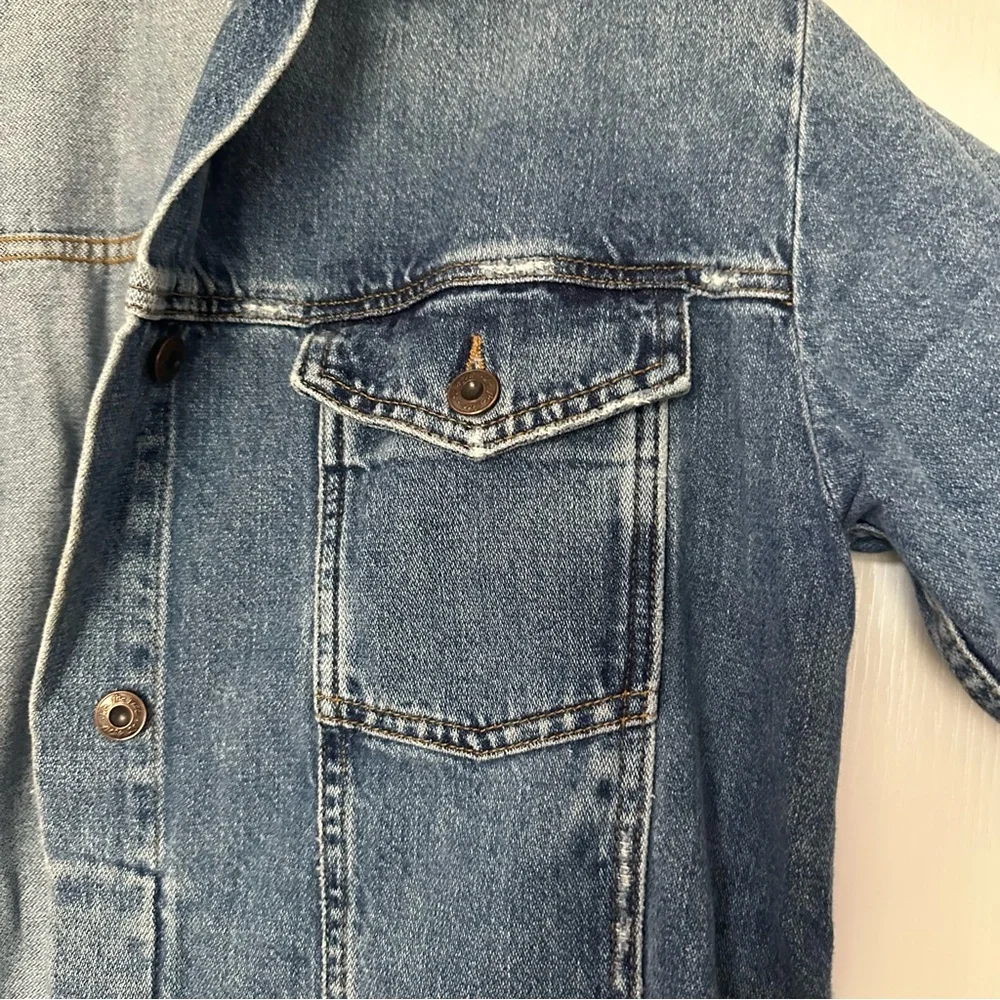 Free people size M blue denim over sized Jacket - Picture 3 of 13